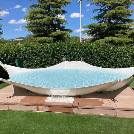 Boutique Bramante & 4* Urbania
