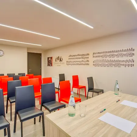 Ξενοδοχείο Boutique Bramante & 4*