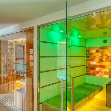 Boutique Bramante & 4*
