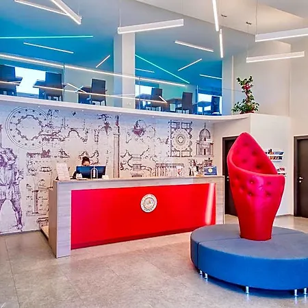 Hotel Boutique Bramante & 4*