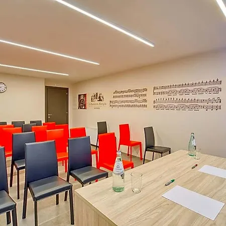 Boutique Bramante & Hotel Urbania