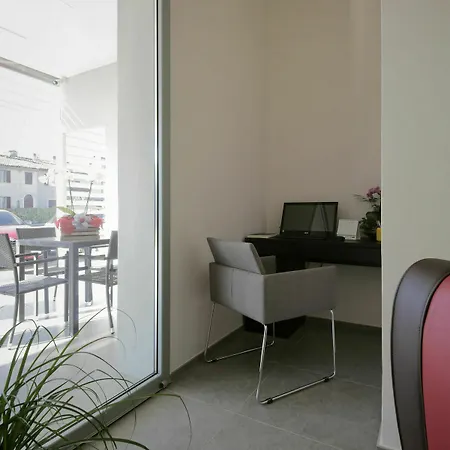 Boutique Bramante & 4* Urbania