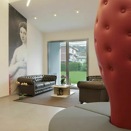 Boutique Bramante & Hotel Urbania