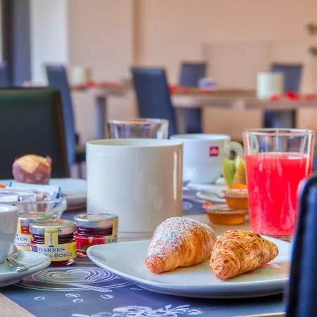 Hotel Boutique Bramante & Urbania