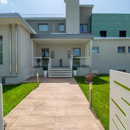 Boutique Bramante & Hotel 4*