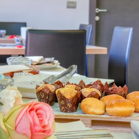 Boutique Bramante & Hotel Urbania