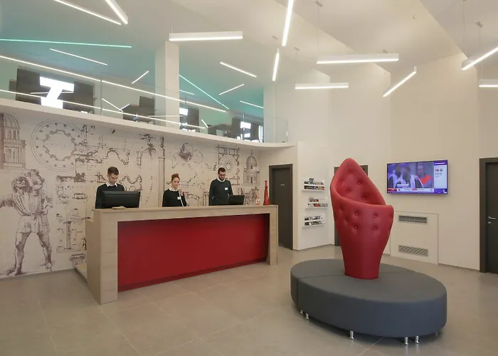 Boutique Bramante & Hotel Urbania