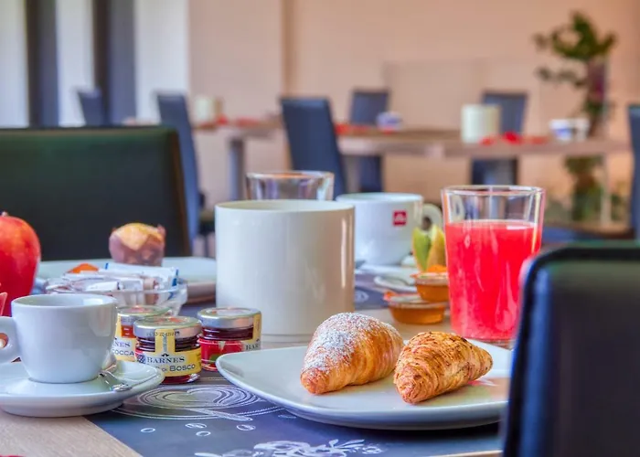 Hotel Boutique Bramante & Urbania